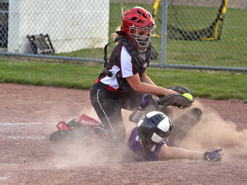 Mississinawa Valley softball team starts strong but falls to Fort Recovery