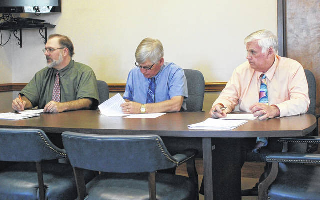 Commissioners seek business reopenings
