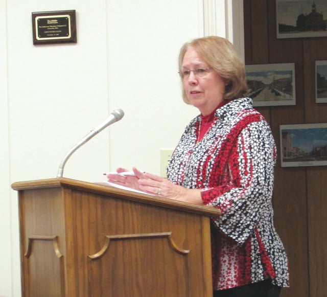 County seeks revised agreement with city