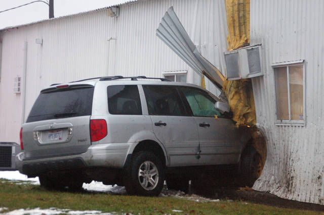 Vehicle crashes into Cope’s Distributing in Greenville