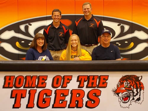 Versailles’ Jenna Frantz to compete for the University of Akron track and field team