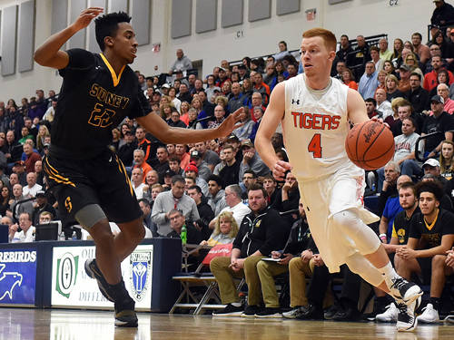 Versailles defeats Sidney in Flyin’ to the Hoop boys basketball game