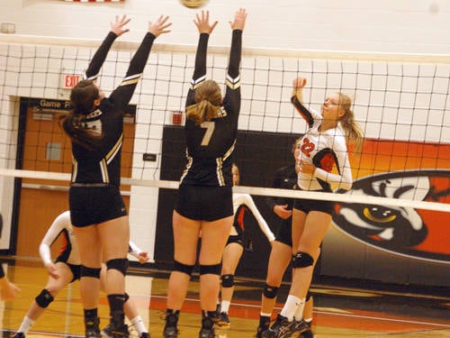 Versailles volleyball team ranked 11th in OHSVCA state poll