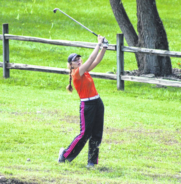 Versailles girls golf team advances to Division II district tournament