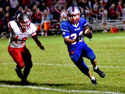 Tri-Village football team loses Homecoming game to Twin Valley South