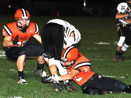 Versailles football team falls out of playoff position