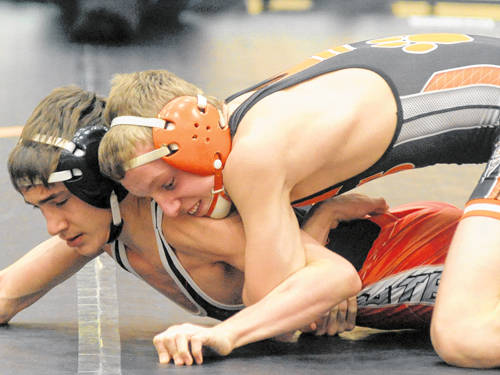 Versailles defeats Bluffton to advance in OHSAA dual team wrestling tournament