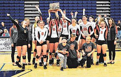Undefeated Tuscarawas Valley awaits the Versailles volleyball team in OHSAA state final 4
