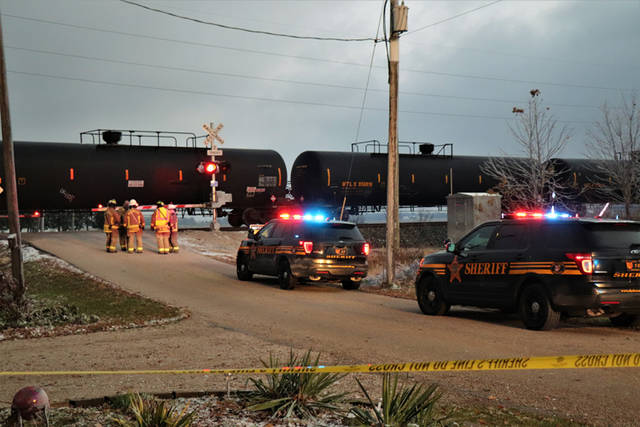 Shelby Lynne Bey identified as person killed by a train in Versailles