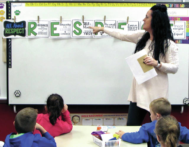 Arcanum Elementary counselor teaches students respect
